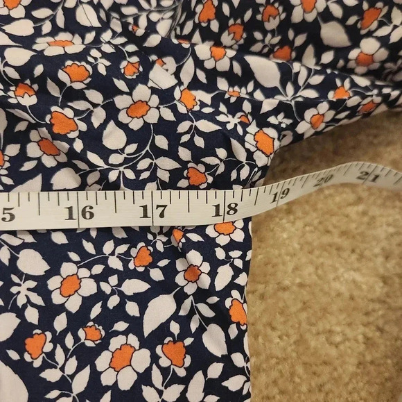 Women's Lands' End Deep Sea Floral Button Longsleeve Shirt Size 4 #P262 - Picture 5 of 6